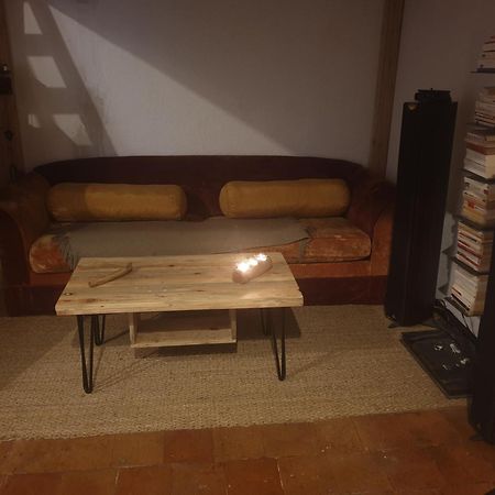 Charmant Appartement Coeur Village Provencal Lambesc Δωμάτιο φωτογραφία